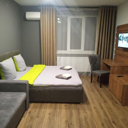 Apartment Yes 41 Ужгород Экстерьер фото