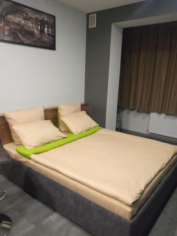 Apartment Yes 41 Ужгород Экстерьер фото